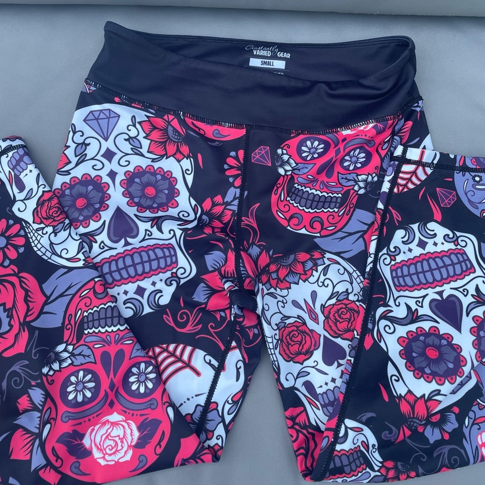 CVG retired Sugar Skull Capri Leggings